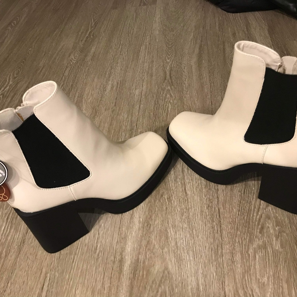 MIA Boots